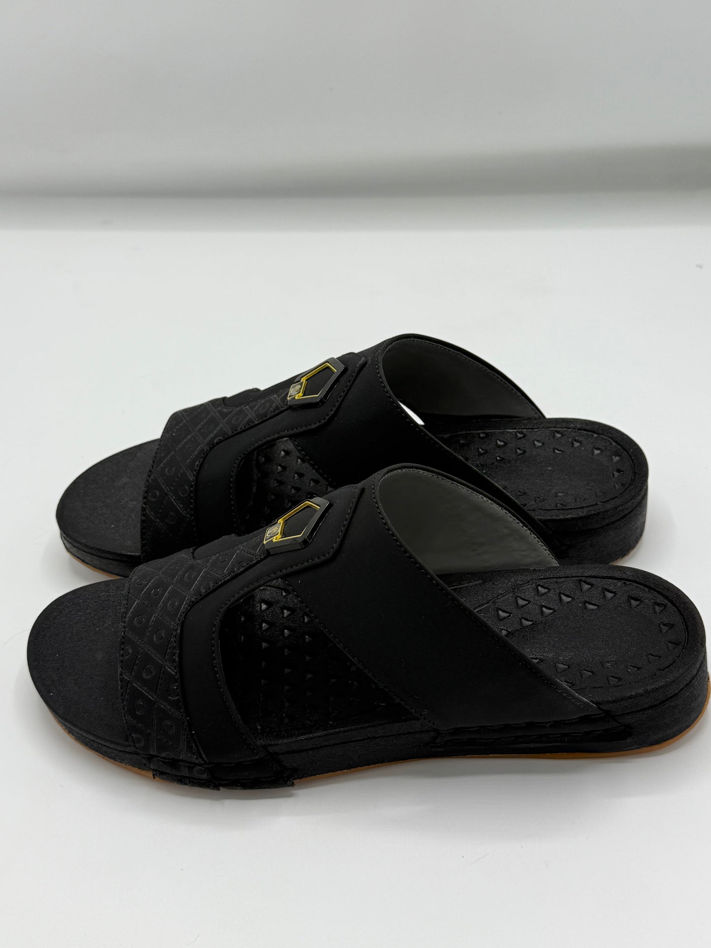 Arabic Medicated Chappal (Black)