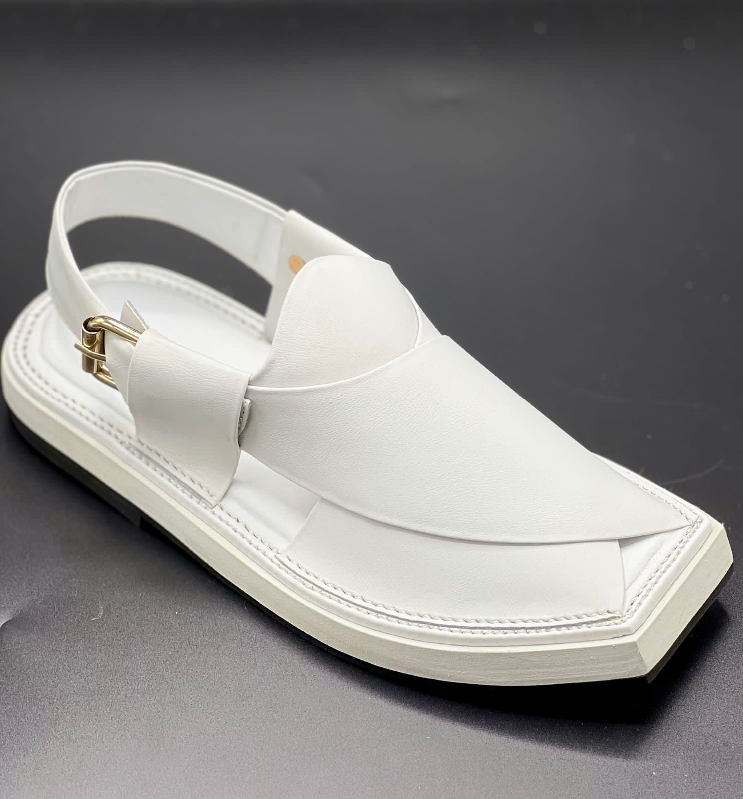 White clearance peshawari chappal