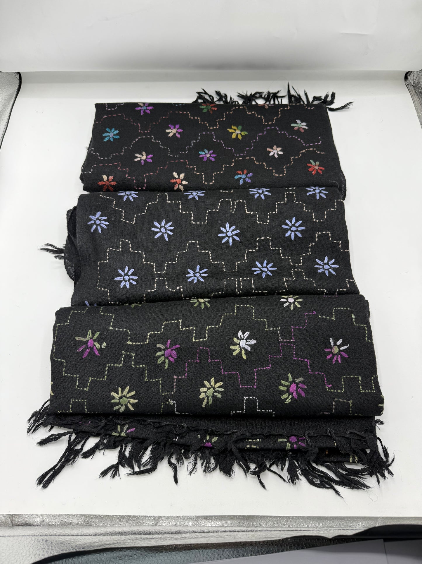 Barveza Special Ladies Pashmina Black Shawl